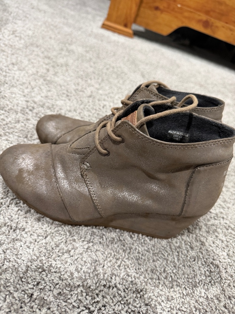 Toms women’s Brown Ankle Wedge Boots - Casual Lace-Up